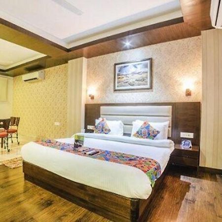 Fabhotel Galaxy - Nr Patel Nagar Metro Delhi  Exterior photo